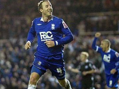 Μπέρμιγχαμ: Τρίποντο διά… ποδός Μπόγιερ