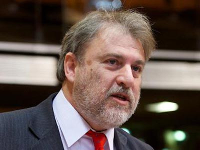 «Ψευδεπίγραφες κυβερνητικές υποσχέσεις προς τους φτωχοποιημένους»