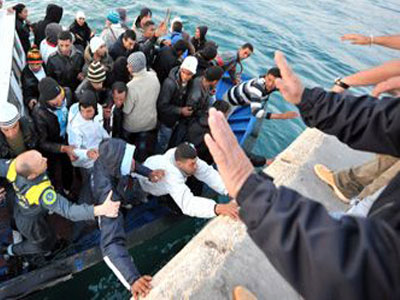 «Διασώθηκαν 53 άτομα πάνω σε αυτοσχέδιο σκάφος»