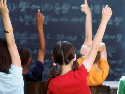 Έργα αξιοποίησης ανανεώσιμων πηγών ενέργειας σε σχολικά κτήρια