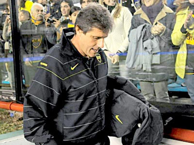 Μπόκα Τζούνιορς: Τα… βρόντηξε ο Άλβες