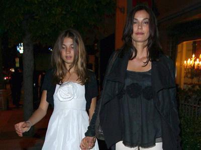 Δείπνησε με την κόρη της