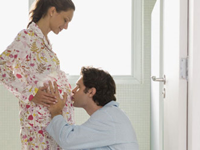 Γονιμότητα: Ο ρόλος της ανδρικής γονιμότητας στην εγκυμοσύνη