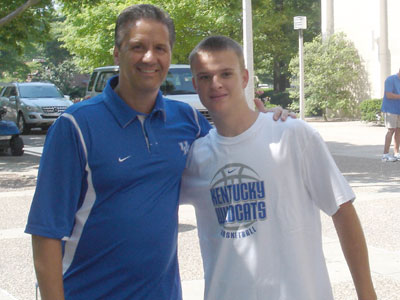 SEXUALITY: Είναι σωστό να πηγαίνει ο πατέρας τον γιο του σε οίκο ανοχής;