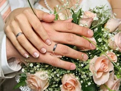 Πώς μπορεί να ωφελήσει ένας γάμος την υγεία ενός άνδρα;