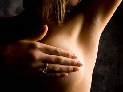 SEXUALITY: Ο καρκίνος του μαστού προκαλεί σεξουαλικά προβλήματα