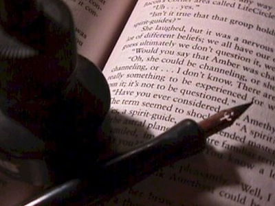 SEXUALITY: Γιατί οι γυναίκες διαβάζουν λογοτεχνία τρόμου;