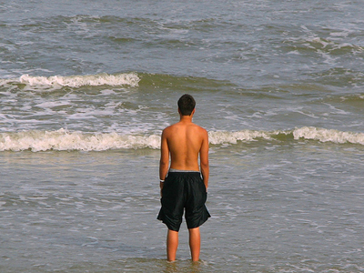 SEXUALITY:  Είναι φυσιολογικό να μικραίνουν οι όρχεις στη θάλασσα;