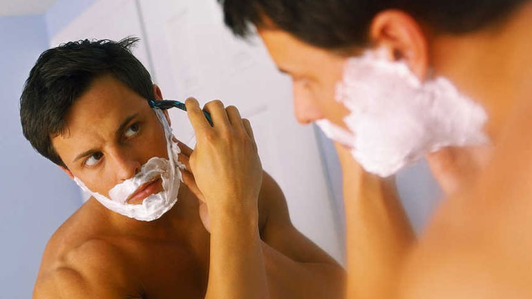 Τι είναι αυτό που κάνει ένα ανδρικό πρόσωπο αρρενωπό;