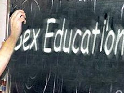 SEXUALITY: Τα σχολικά μαθήματα είναι το κλειδί για το ξεκίνημα της σεξουαλικής εκπαίδευσης
