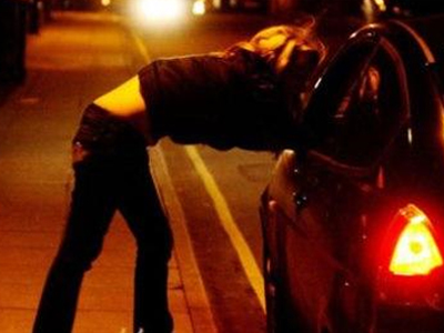 SEXUALITY: Γιατί οι άνδρες επιλέγουν τον πληρωμένο έρωτα;