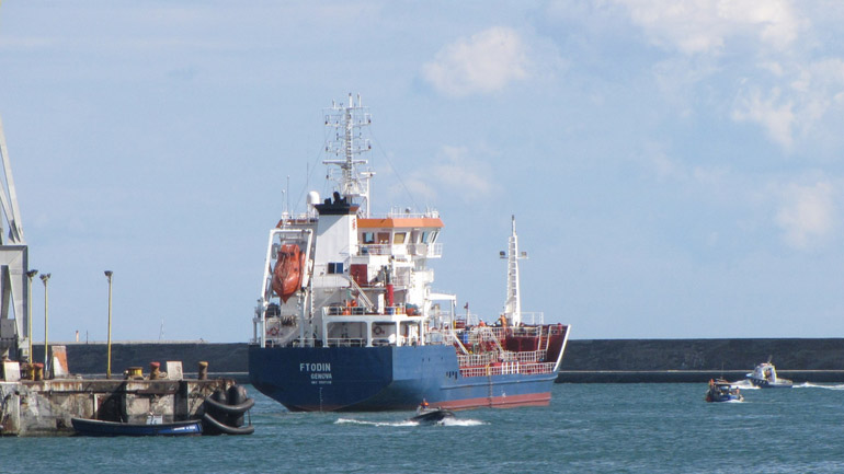 Ακυβέρνητο δεξαμενόπλοιο ανοικτά των Κυθήρων