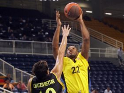 Μαρούσι για… φίλημα