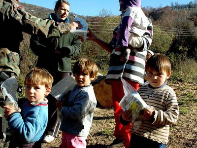 Ζουν με λιγότερο από μισό ευρώ την ημέρα