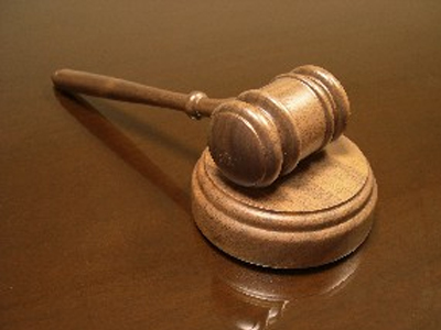 Μπαϊράκι και από τους δικηγόρους