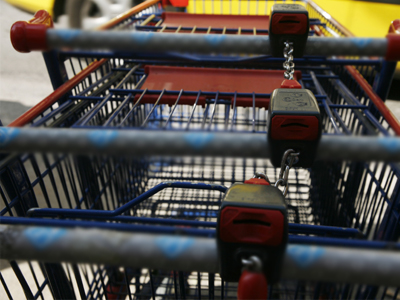 Τους απείλησαν με σύριγγα