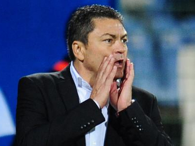 Στεάουα: «Τέλος» ο Ίλιε Σταν