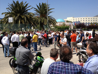 Συγκέντρωση διαμαρτυρίας εργαζομένων στο Regency Casino Mont Parnes