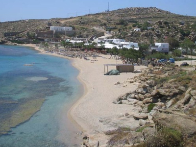 Συνελήφθη σε παραλία της Μυκόνου για κατοχή ναρκωτικών