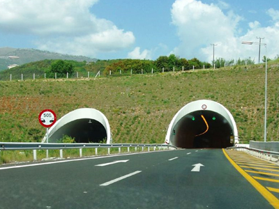 Διακοπή κυκλοφορίας στη σήραγγα Δρίσκου