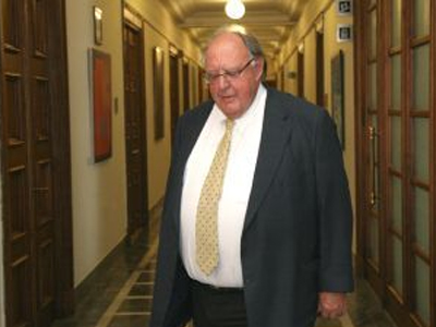 Ανάβει φωτιές ο Θ. Πάγκαλος