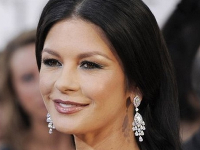 Πίσω στο σπίτι η Catherine Zeta-Jones