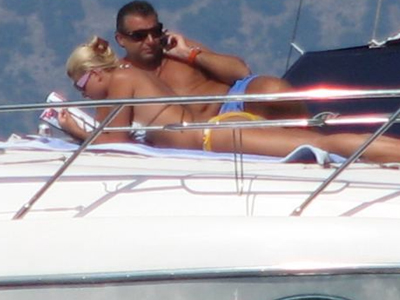 Προσεχώς… «τα κεφάλια μέσα»!