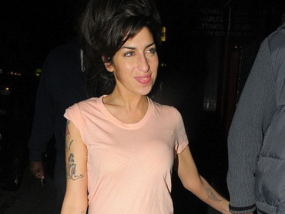 Η Amy είναι αυτή;