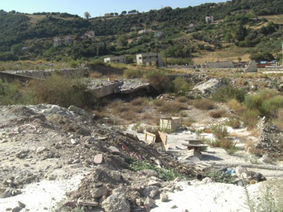 Εικόνες ντροπής στον Χάραδρο ποταμό