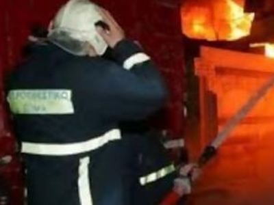 Πυρκαγιά σε αποθήκη στα Σέρβια Κοζάνης