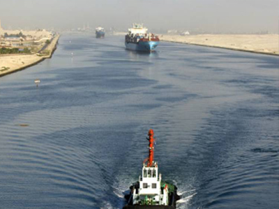 Σουέζ: Συνεχίζονται οι εργασίες της παράλληλης Διώρυγας