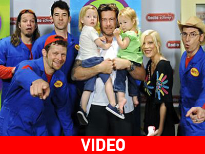Tori Spelling: «Έχω μια υπέροχη οικογένεια» Tori Spelling: «Έχω μια υπέροχη οικογένεια»