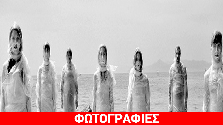 Ενώ το πλοίο ταξιδεύει