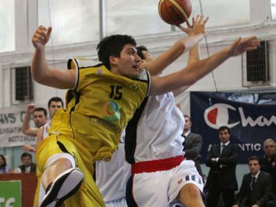 Ζορίστηκε, αλλά κέρδισε ο Πανιώνιος, 72-69 τον Ηλυσιακό