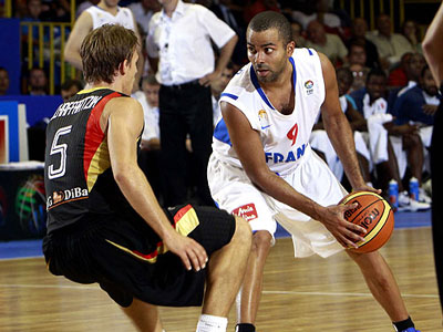 Ο Πάρκερ πήρε το «όπλο» του και η Γαλλία τη νίκη