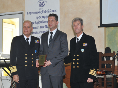 Βράβευσαν τον καπετάν Βαγγέλη Στουραΐτη