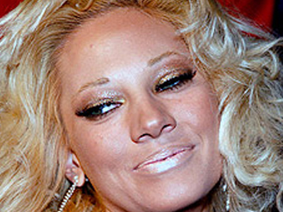 To δεύτερο ροζ dvd της Τζούλιας