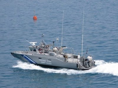 Σύλληψη δύο ατόμων για μεταφορά παράνομων μεταναστών