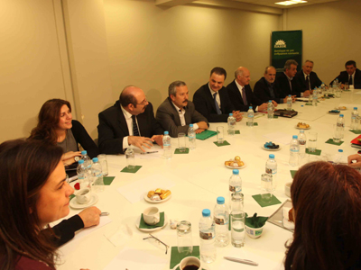 Στην τελική ευθεία για τις εκλογές της αυτοδιοίκησης