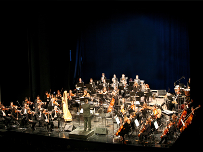 Σε κατανυκτικό πνεύμα η Συμφωνική του δήμου Αθηναίων