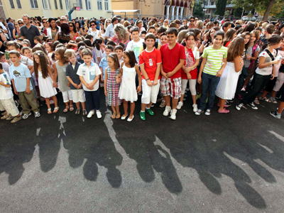 Οριακή μείωση στα «πρωτάκια»