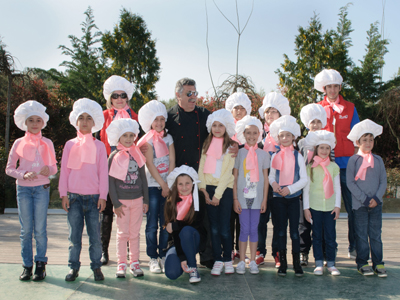 «Σχολικά Μαγειρέματα» με τον Λευτέρη Λαζάρου