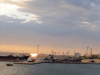 ΑΠΙΣΤΕΥΤΟ ΒΙΝΤΕΟ: Έλληνες ναυτικοί καταγράφουν την συντριβή αεροσκάφους!