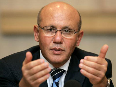 Ενοχλημένος ο Ταλάτ με τη Χίλαρι Κλίντον