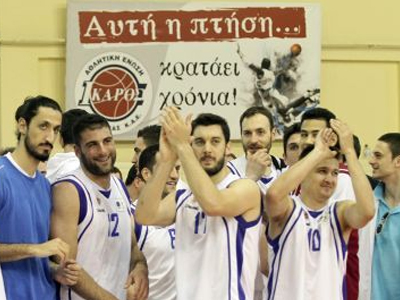 Έκανε πάρτι στον Άγιο Θωμά ο Ίκαρος