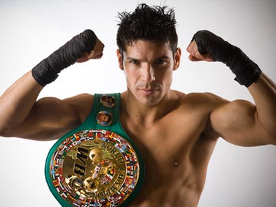 Αργεντινός πυγμάχος έβγαλε «νοκ άουτ» τον Μέσι