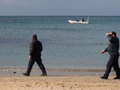 Συναγερμός για ύποπτο πλοιάριο νότια της Κρήτης Συναγερμός για ύποπτο πλοιάριο νότια της Κρήτης