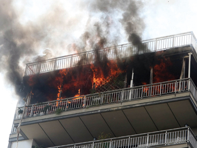 Προκαταρκτική έρευνα για τη φονική φωτιά
