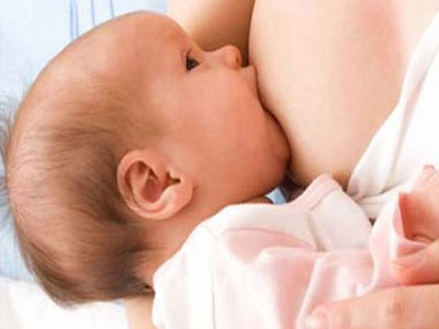 Ο θηλασμός προστατεύει από τον καρκίνο των ωοθηκών