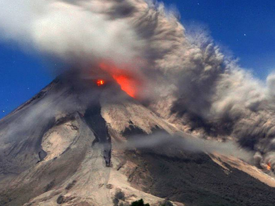 Ινδονησία: Nεκροί από έκρηξη ηφαιστείου